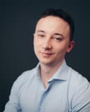 Porträt von Tobias Weiland